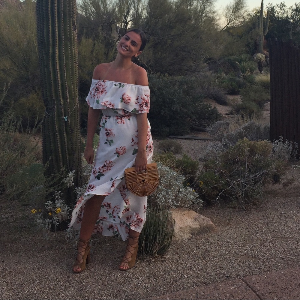 Mimi chica Floral Off the Shoulder Maxi Dres - Picture 4 of 4